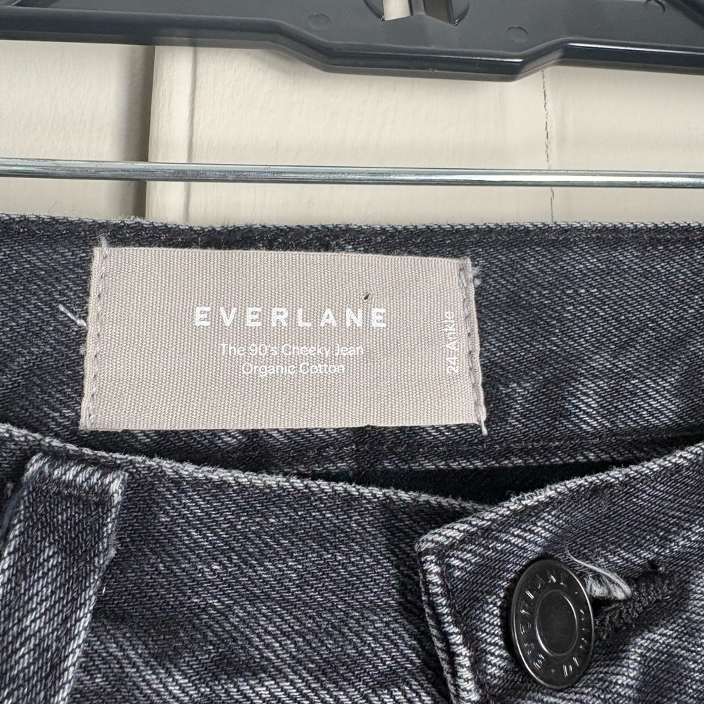 Everlane “The 90’s Cheeky Jean” Organic Cotton Black Jeans - Picture 5 of 5